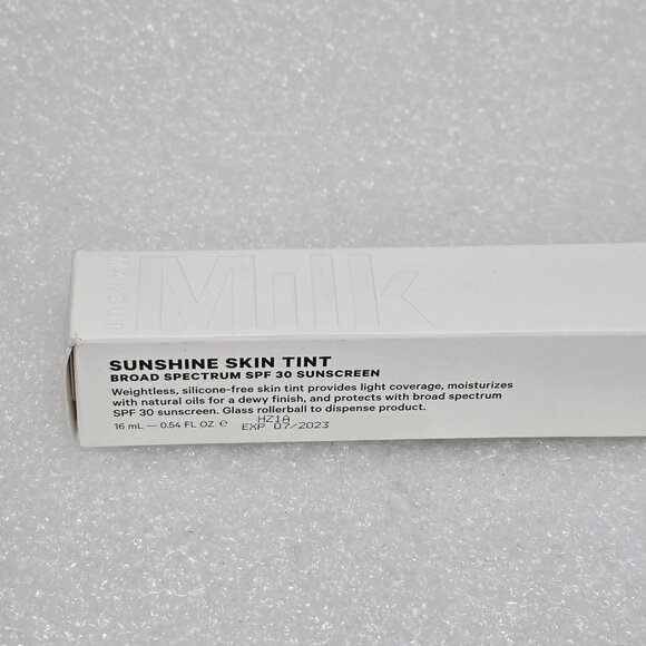 Milk Makeup Sunshine Skin Tint SPF 30 Sunscreen Hazelnut 16mL Vegan - Picture 3 of 3